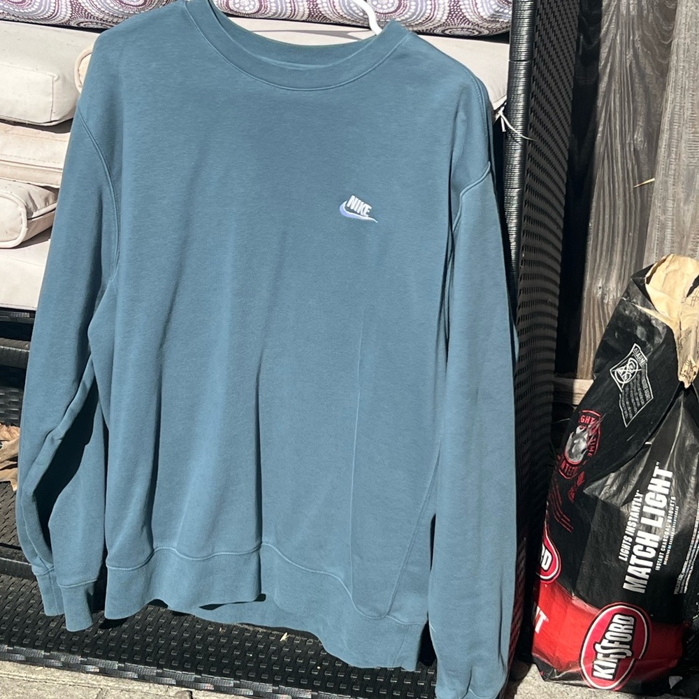 Nice blue Nike crewneck